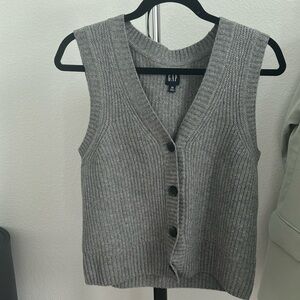 Gap Women’s knit vest